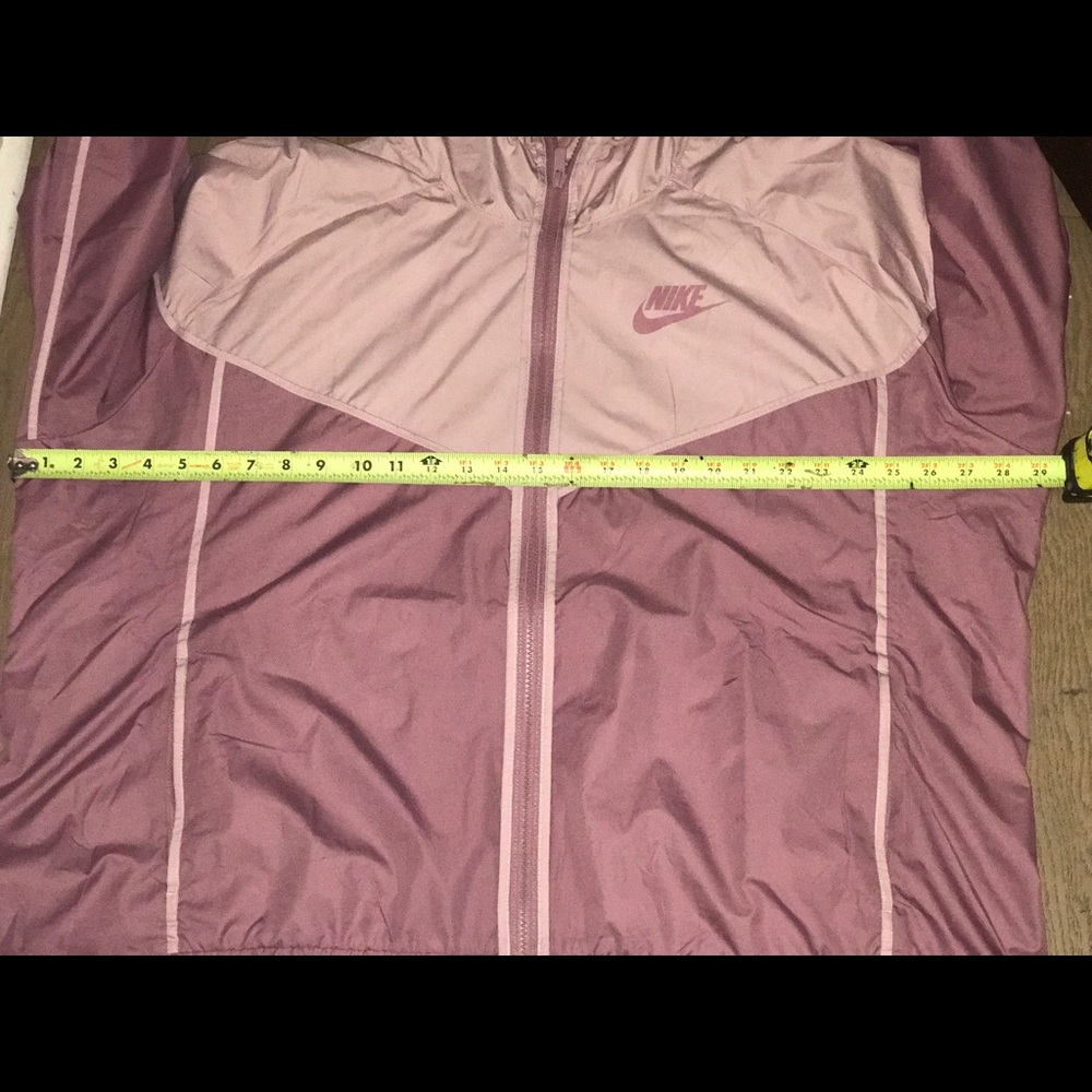 Eucnike Windrunner Jacket. - image 8
